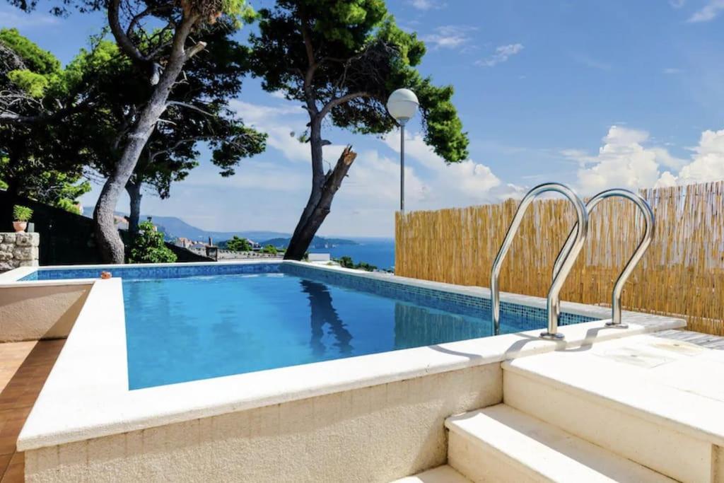 Wave N' Sea Apartment With A Private Pool Dubrovnik Exteriör bild