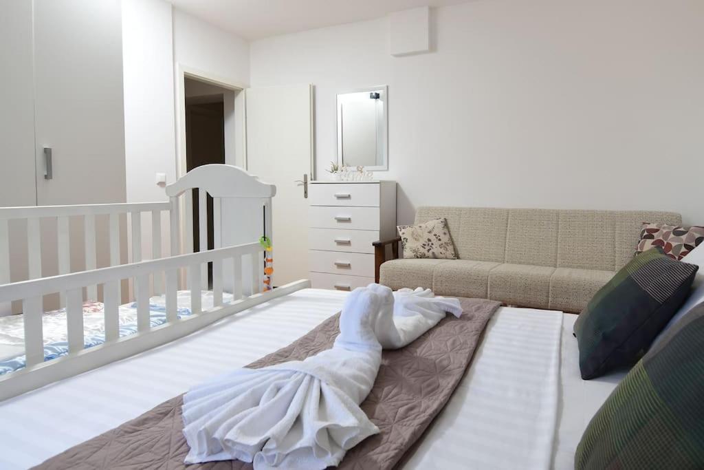 Wave N' Sea Apartment With A Private Pool Dubrovnik Exteriör bild